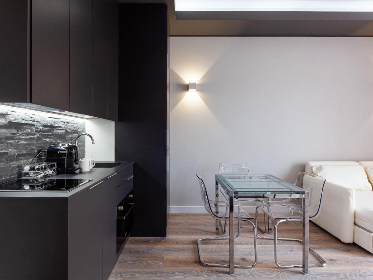 Easyhomes-City Centre Suites Milan Extérieur photo