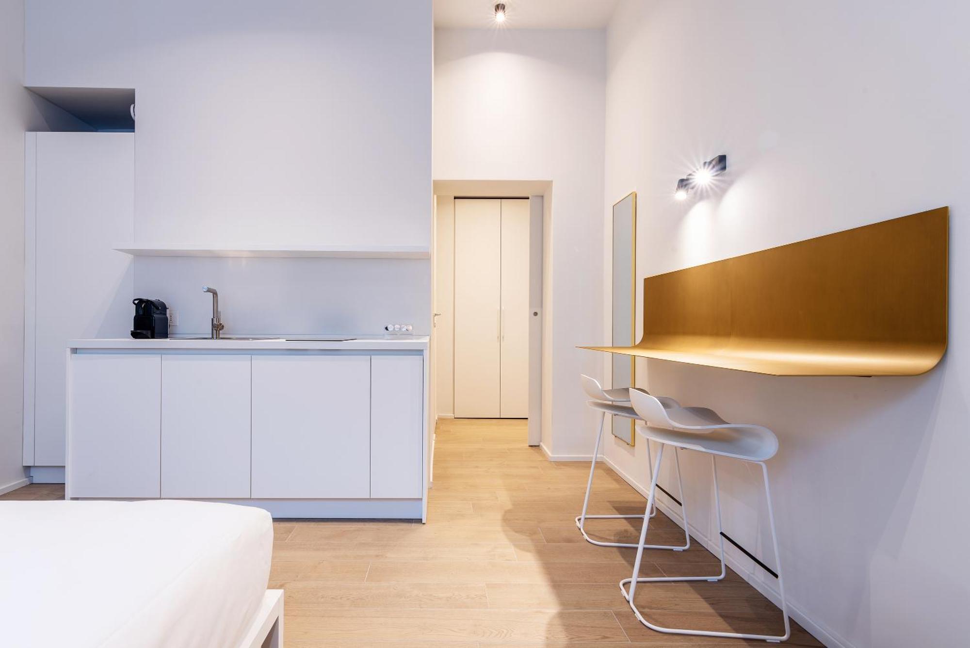 Easyhomes-City Centre Suites Milan Extérieur photo
