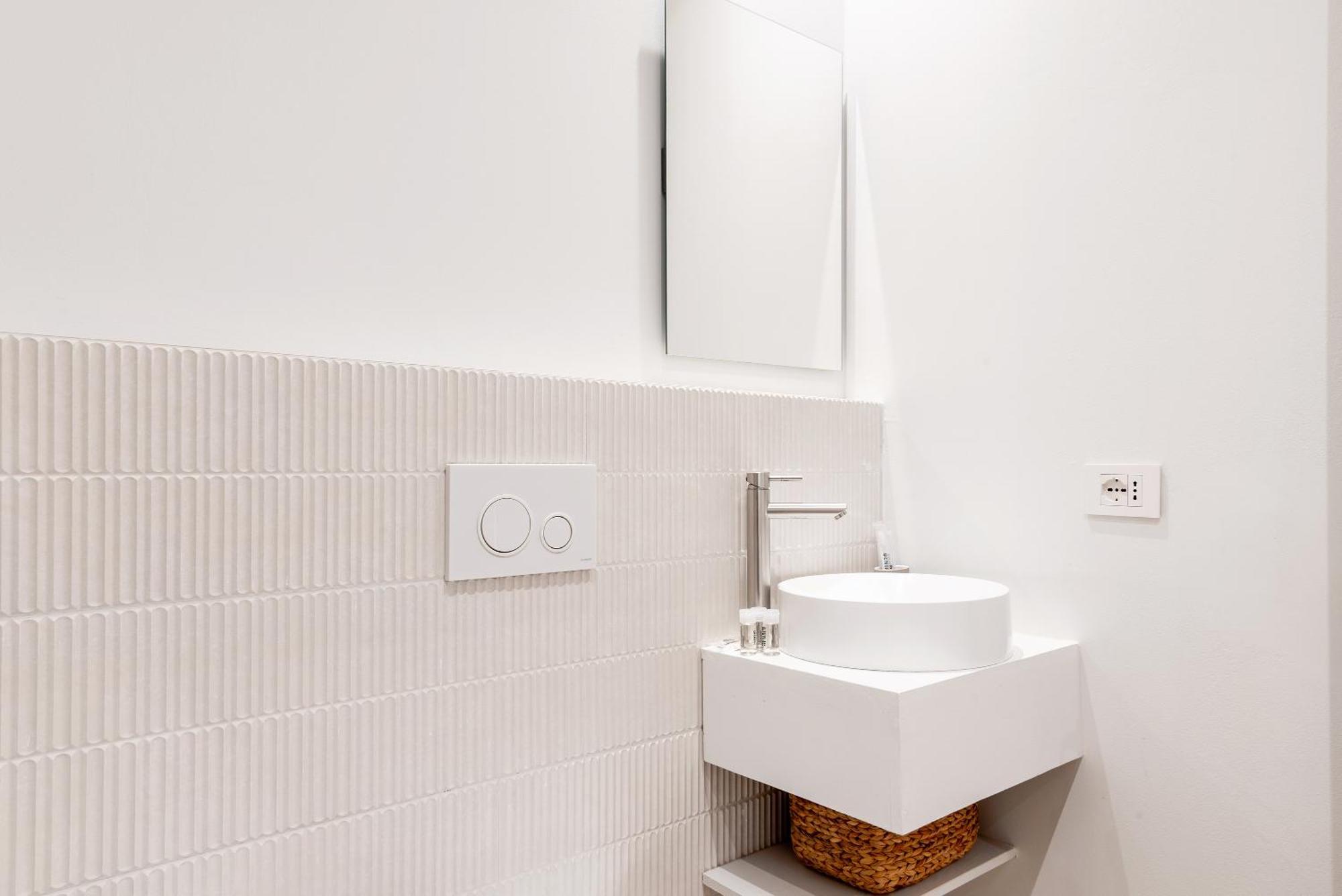 Easyhomes-City Centre Suites Milan Extérieur photo