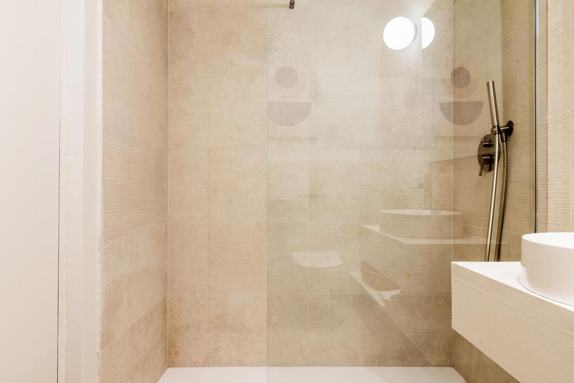 Easyhomes-City Centre Suites Milan Extérieur photo